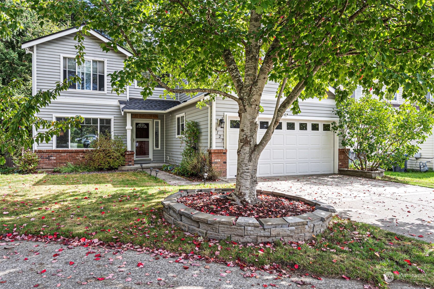 Sycamore Ln, Bremerton, WA 98311