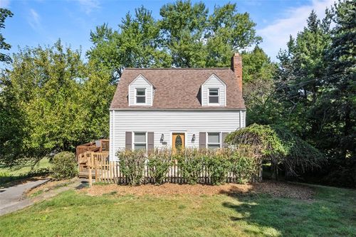 3294 Thornwood Dr, Bethel Park, PA, 15102-1550 | Card Image
