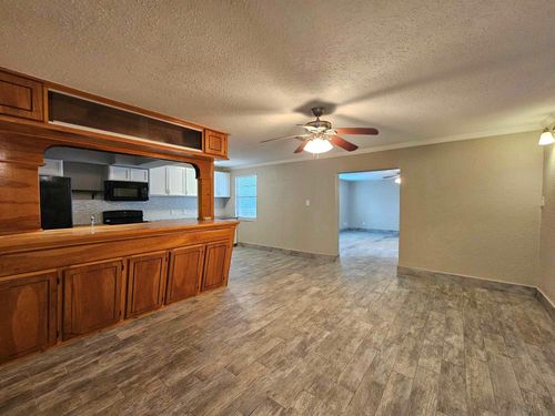 212 Harold Ln, Baytown, TX, 77521-4233 | Card Image