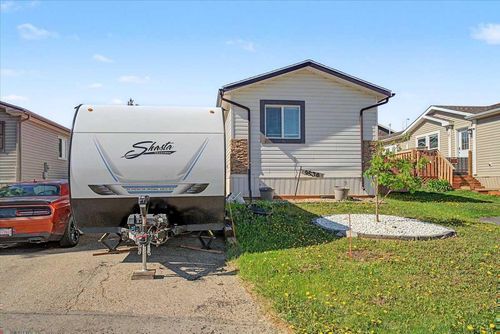 9530 112 Ave, Clairmont, AB, T8X5C3 | Card Image