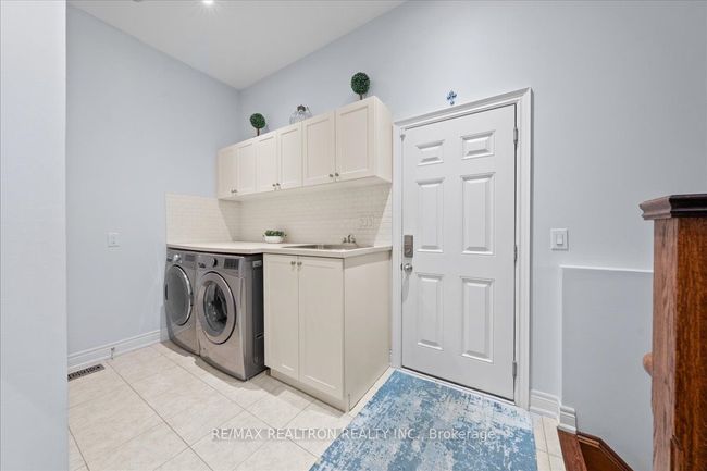 13 Fairmont Ridge Trail, House other with 5 bedrooms, 4 bathrooms and 4 parking in Nobleton ON | Image 36