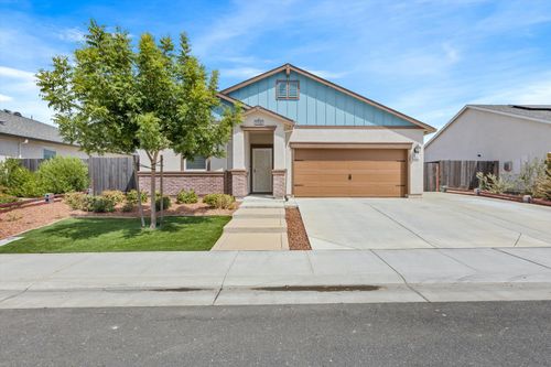 2301 Redhaven Street, Linda, CA, 95901 | Card Image