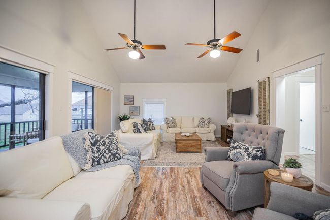 403 Olive St, House other with 3 bedrooms, 3 bathrooms and null parking in Port O Connor TX | Image 6