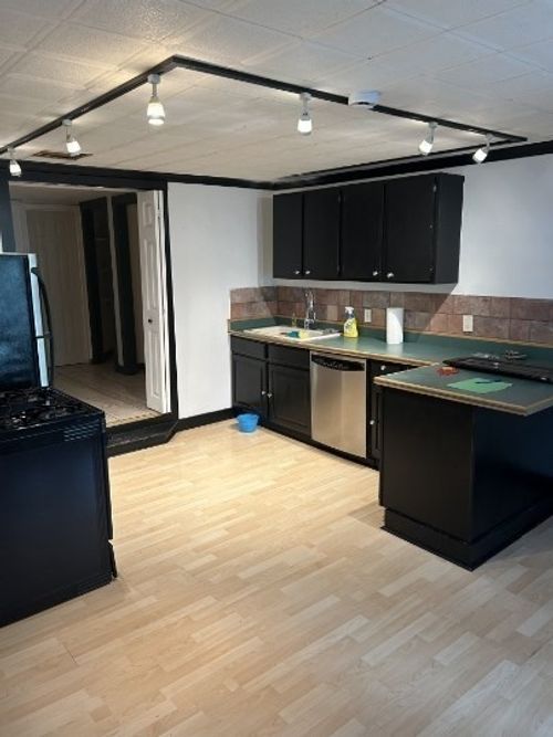 apt-1-4 1st Ave, Dudley, MA, 01571-3491 | Card Image