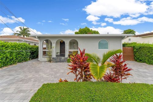 3075 Sw 19th St, Miami, FL, 33145-1925 | Card Image