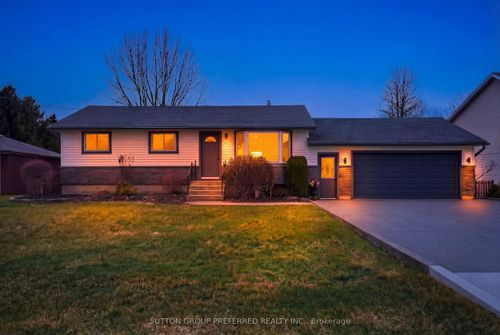 156 St George St, St Thomas, ON, N5P2M4 | Card Image