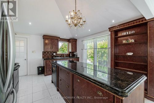 4754 90 County Rd, Springwater, ON, L9X0R8 | Card Image