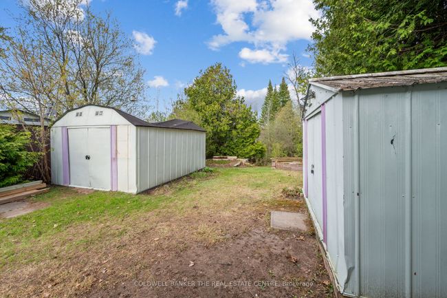 327 - 285 Crydermans Sideroad, House other with 2 bedrooms, 1 bathrooms and 2 parking in Georgina ON | Image 18