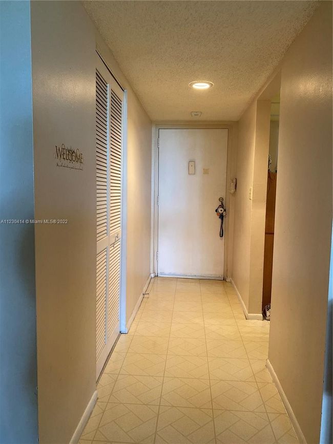 APT-515 - 6190 Woodlands Blvd, Condo with 2 bedrooms, 2 bathrooms and null parking in Tamarac FL | Image 15