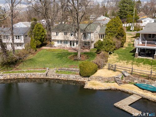 56 Lakeview Dr, Stamford, CT, 06905-3024 | Card Image