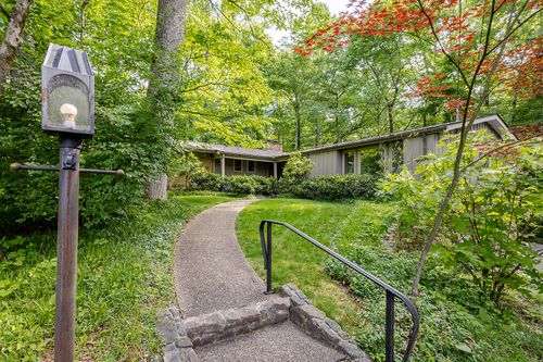 106 Newcrest Lane, Oak Ridge, TN, 37830 | Card Image