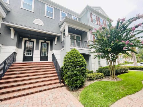 561 Scotia Pl, ORLANDO, FL, 32806-4718 | Card Image