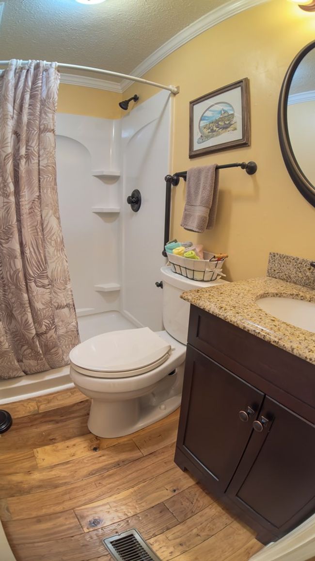 141 Rocky Cir, Home with 3 bedrooms, 2 bathrooms and 2 parking in Blairsville GA | Image 25
