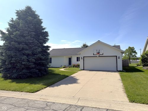 26 Hickory Ln S, Crawfordsville, IN, 47933-7602 | Card Image