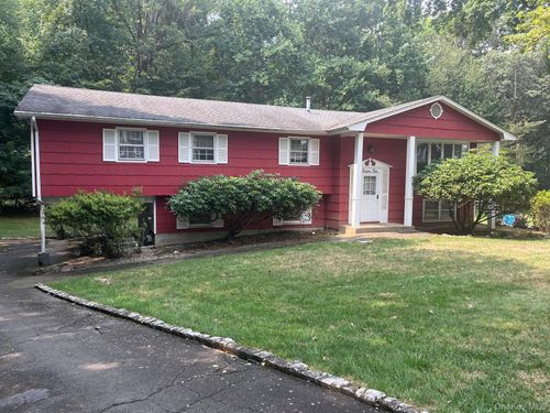 9 Ross Pl, Tappan, NY, 10983-1017 | Card Image