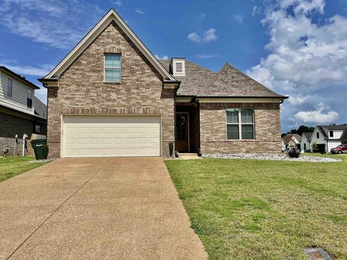 95 Dogwood Spring Dr, Oakland, TN, 38060-5205 | Card Image