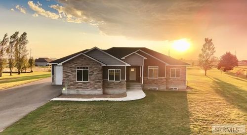 1406 N 615 E, Shelley, ID, 83274-5077 | Card Image