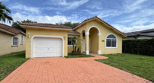 15339-15339 Sw 32nd Ter, Miami, FL, 33185-4794 | Card Image