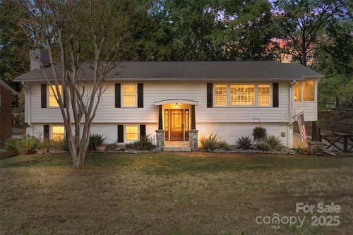 7125 Colleton Pl, Charlotte, NC, 28270-2850 | Card Image