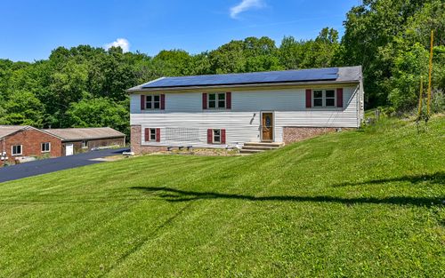 740 Broadway, Wexford, PA, 15090-8450 | Card Image