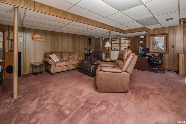 4902 106 Th Ave, House other with 3 bedrooms, 3 bathrooms and null parking in Milan IL | Image 32