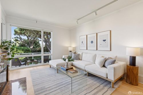 741 Grand View Ave, San Francisco, CA, 94114-3509 | Card Image