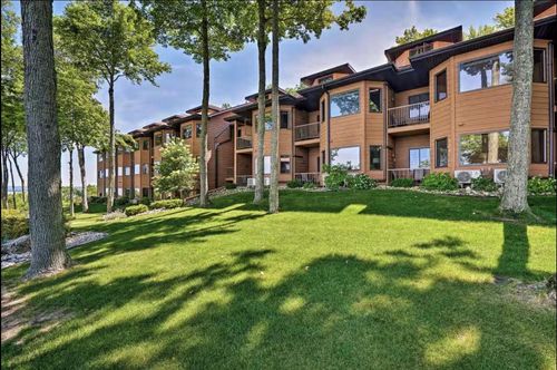 2324-4920 N Landmark Circle, EGG HARBOR, WI, 54209 | Card Image