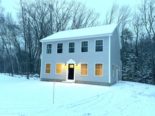 7 Haven Road, Windham, ME, 04062 | Card Image