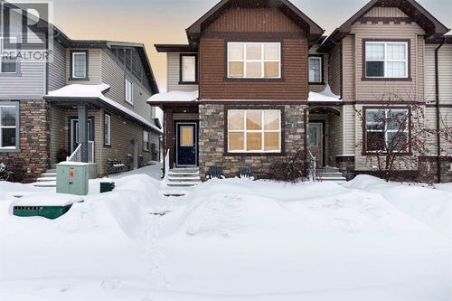 401 Sparrow Hawk Dr, Fort Mcmurray, AB, T9K2Y2 | Card Image