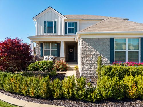 29651 Autumn Gold Dr, New Hudson, MI, 48165-8136 | Card Image