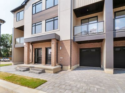 8 - 349 Southdale Rd E, Condo with 4 bedrooms, 4 bathrooms and 2 parking in London ON | Image 2