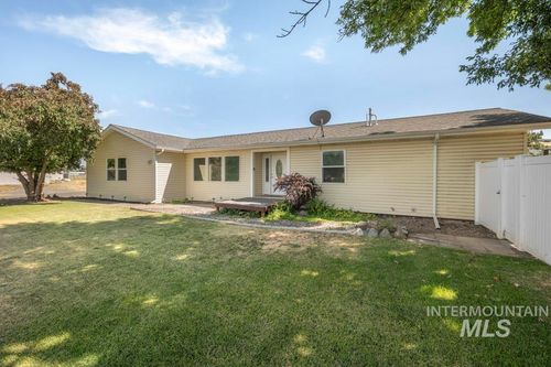 2602 Blue Mountain Ct, Clarkston, WA, 99403-1693 | Card Image