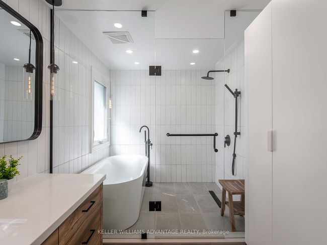 42 Normandy Blvd, House other with 3 bedrooms, 2 bathrooms and 1 parking in Toronto ON | Image 26