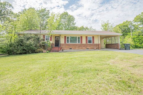 3803 Laird Ln, Chattanooga, TN, 37415-3617 | Card Image