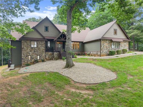 712 Meadow Run Ct, Clarkesville, GA, 30523-3942 | Card Image