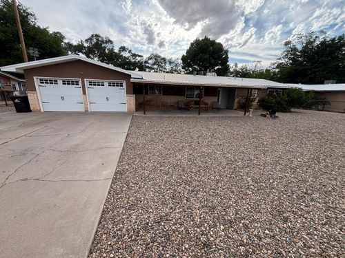 375 Ranchitos Rd, Bosque Farms, NM, 87068-9129 | Card Image