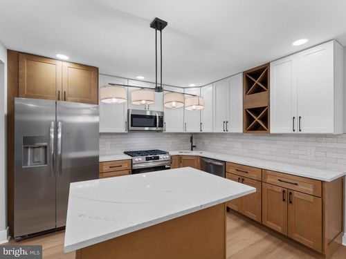 803 Fay Dr, Feasterville Trevose, PA, 19053-6102 | Card Image