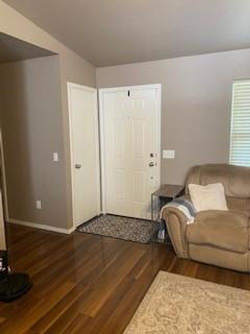 15616 Lilly Garden Ln, Oklahoma City, OK, 73170-9305 | Card Image