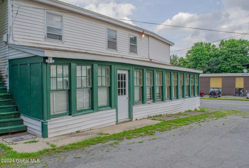 1620 Columbia Tpke, Castleton-on-Hudson, NY, 12033-9580 | Card Image