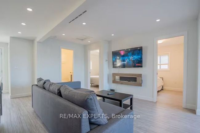 24 Trillium Ave, House other with 2 bedrooms, 1 bathrooms and 6 parking in Stoney Creek ON | Image 14