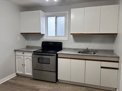 3-10 King St E, Brockville, ON, K6V1A9 | Card Image