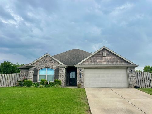 400 W Broadway St, Rogers, AR, 72758-7011 | Card Image