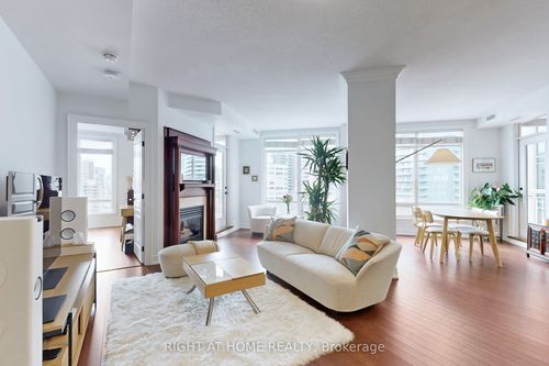 1109-100 Hayden St, Toronto, ON, M4Y3C7 | Card Image