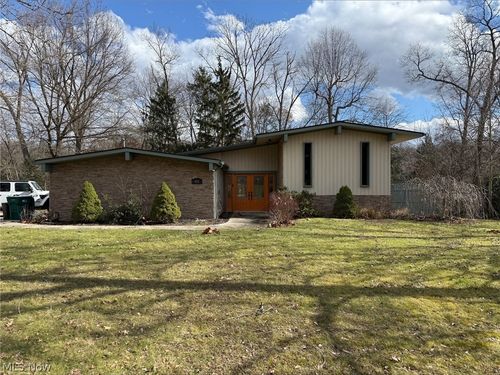 451 Liberty St, Ravenna, OH, 44266-3439 | Card Image