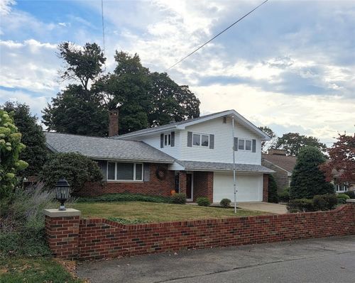 117 Germaine Rd, Butler, PA, 16001-1916 | Card Image