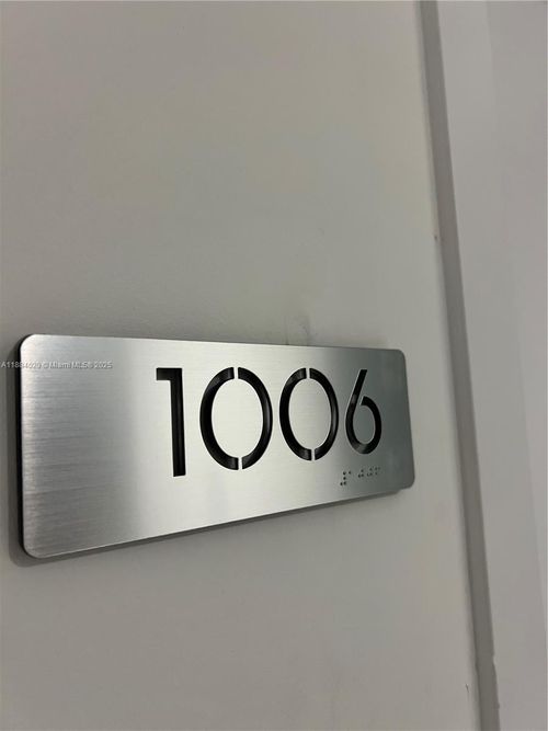 unit-1006-700 Ne 24th St, Miami, FL, 33137-5502 | Card Image