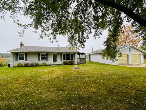 11842 70th Ave, Evart, MI, 49631-8155 | Card Image