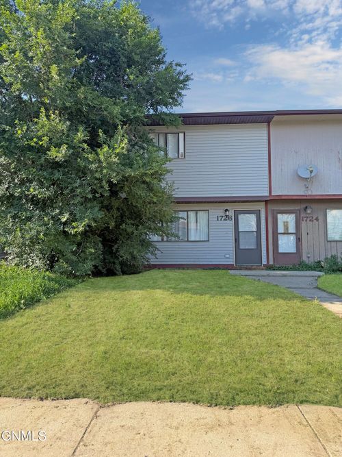 1726 30th Street W, Williston, ND, 58801 | Card Image