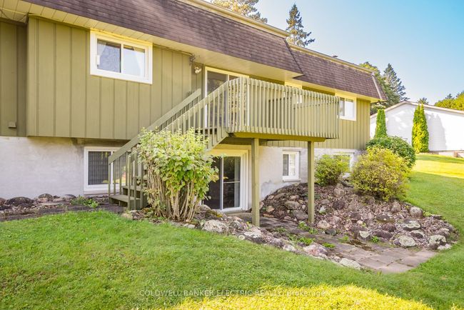 2534 Sherbrooke St W, House other with 3 bedrooms, 3 bathrooms and 4 parking in Cavan Monaghan ON | Image 38