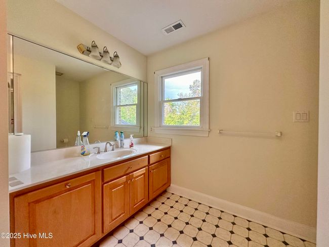 141 Baybreeze Dr, House other with 4 bedrooms, 6 bathrooms and 3 parking in Shiloh NC | Image 42